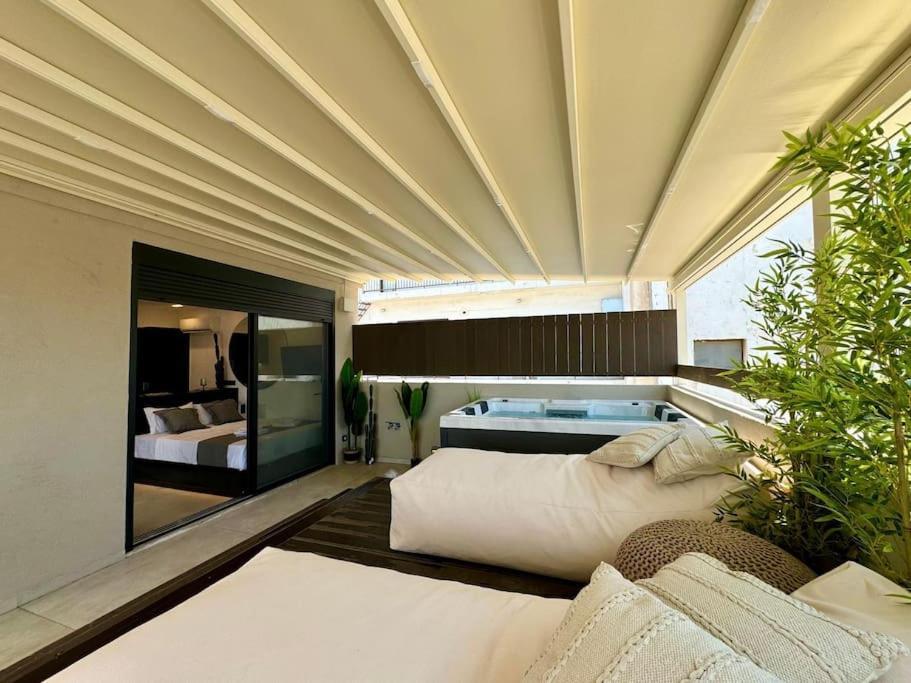 Bluemotion - Cityview Pireu Exterior foto