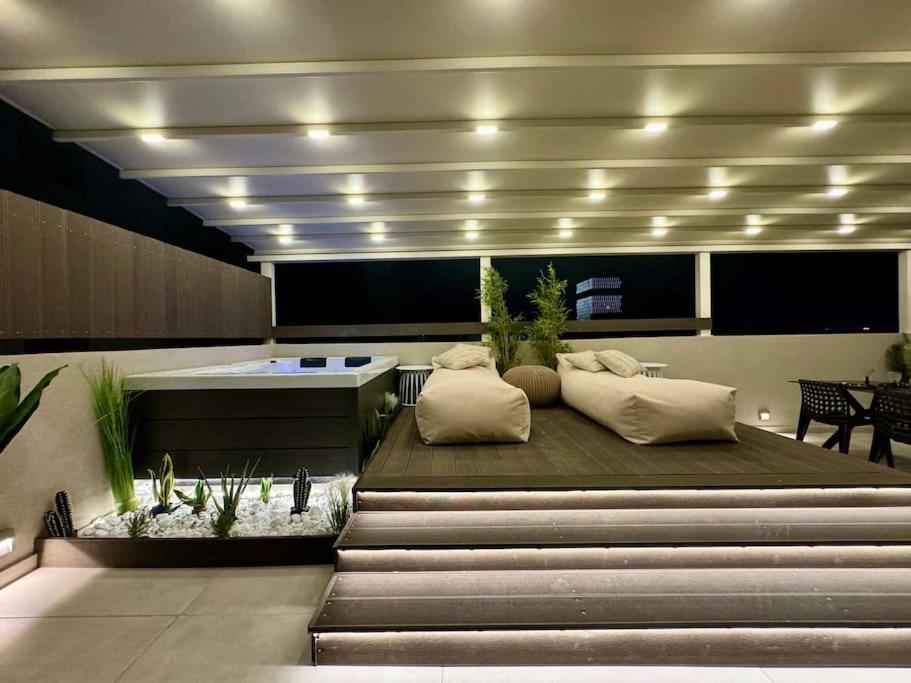 Bluemotion - Cityview Pireu Exterior foto